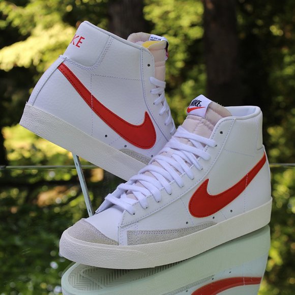 Nike Blazer Mid 77 White Bright Crimson Men's Size 8.5 - Picture 2 of 12
